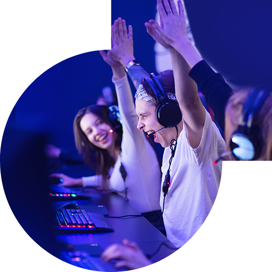 非凡游戏独家双向驱动技术<br>让电竞玩家尽情享受极致高速快感